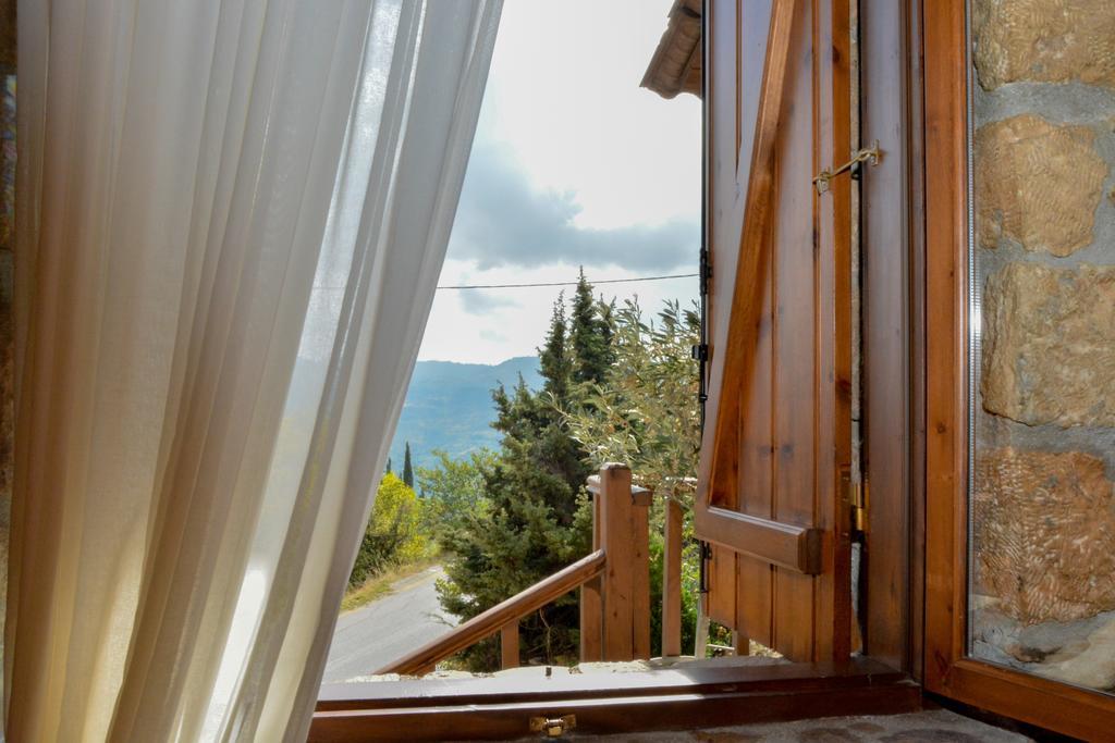Nymfes Guesthouse Synikia Mesi Trikalon Ngoại thất bức ảnh
